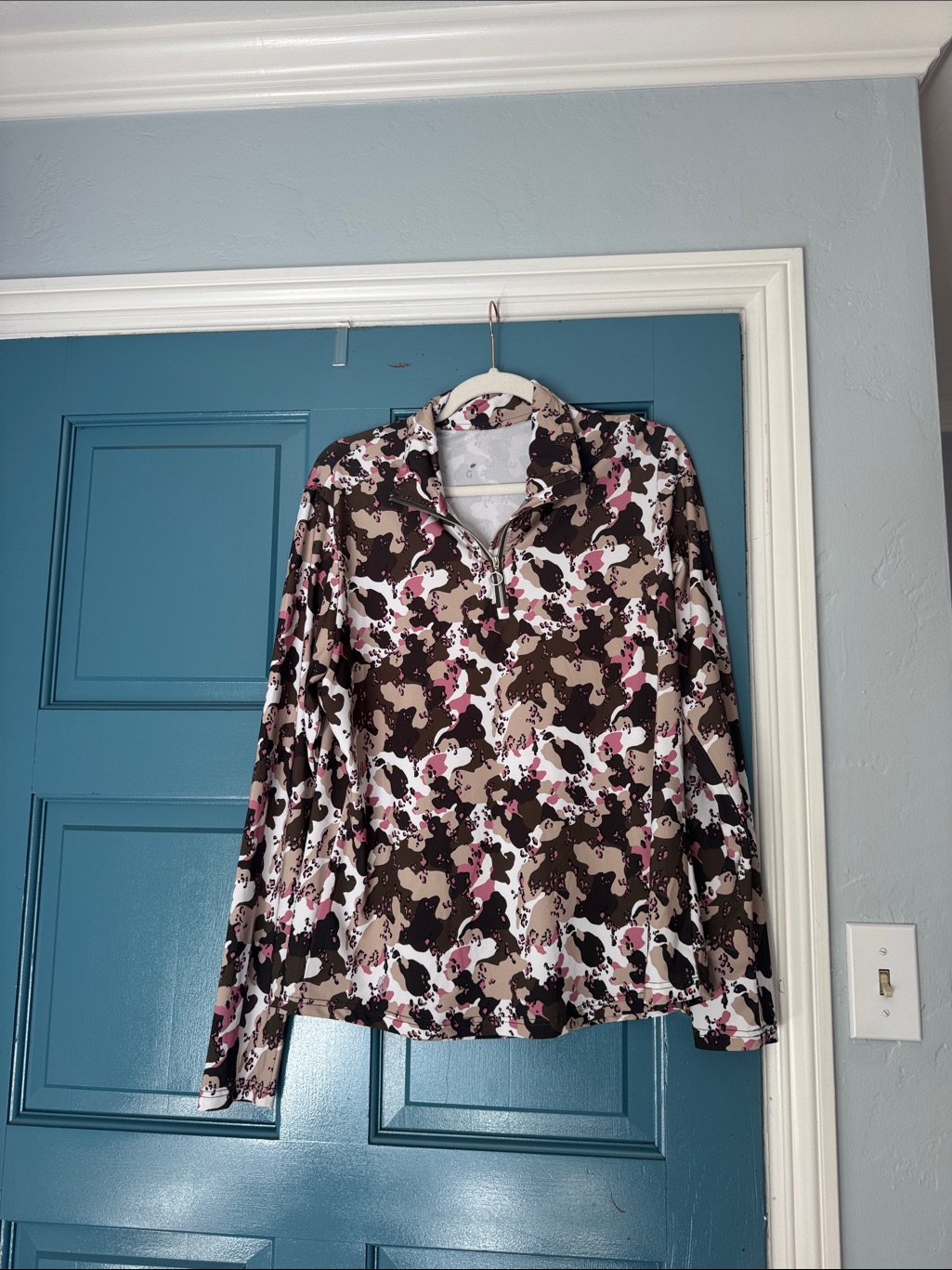 Half-Zip Long-Sleeve Top In Brown & Pink Camo